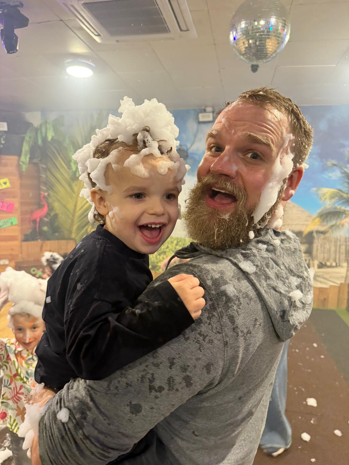 Luke — Oxford-affiliated tutor in Maths, Biology, Physics, Psychology and Oxbridge admissions, d'Overbroecks Oxford